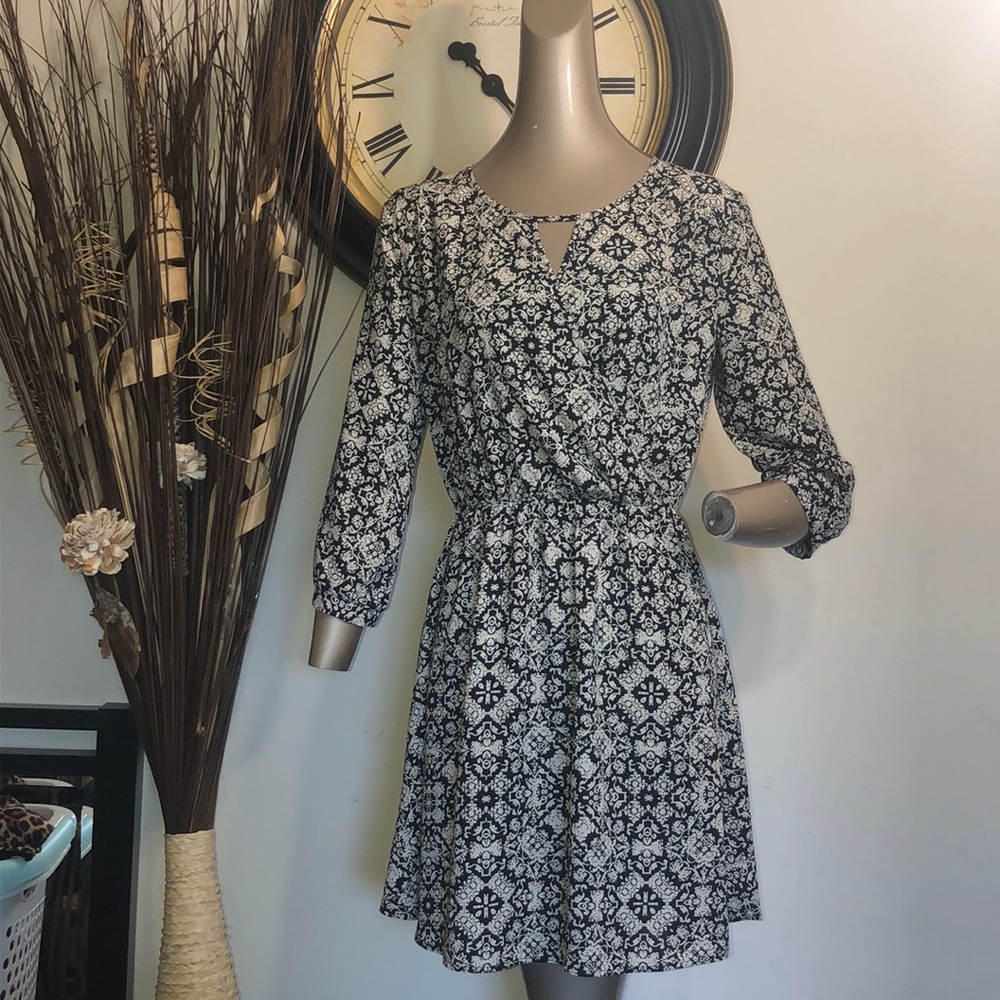 🖤Printed Cutout dress🖤